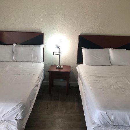 Travel Inn Petersburg Dış mekan fotoğraf
