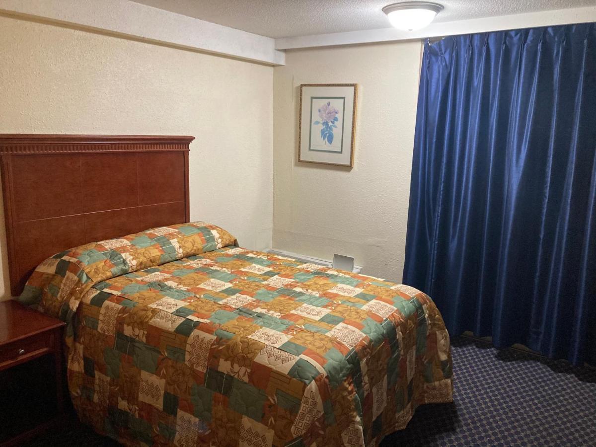 Travel Inn Petersburg Dış mekan fotoğraf