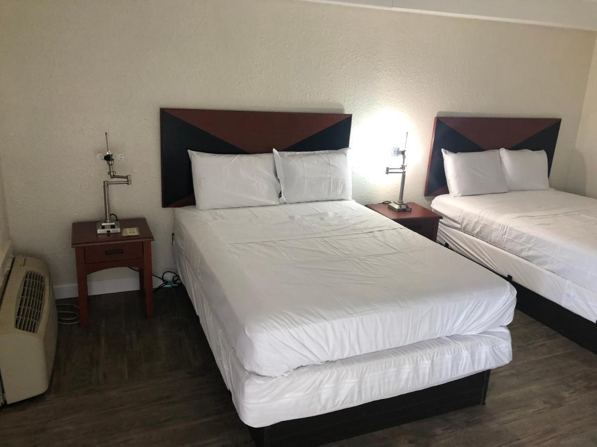 Travel Inn Petersburg Dış mekan fotoğraf