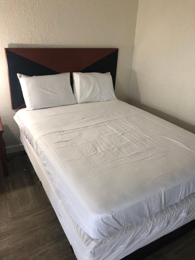 Travel Inn Petersburg Dış mekan fotoğraf