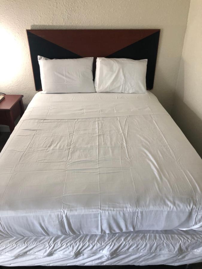 Travel Inn Petersburg Dış mekan fotoğraf