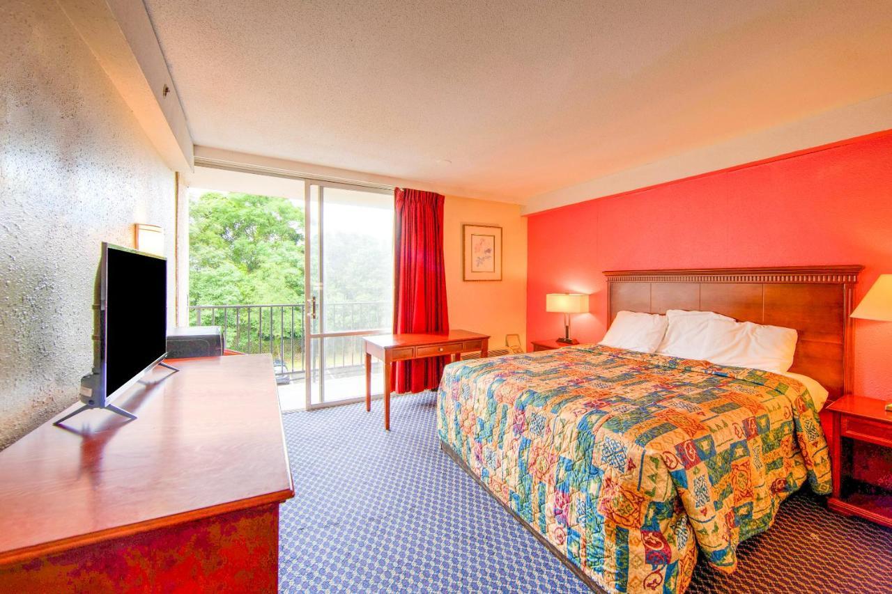 Travel Inn Petersburg Dış mekan fotoğraf